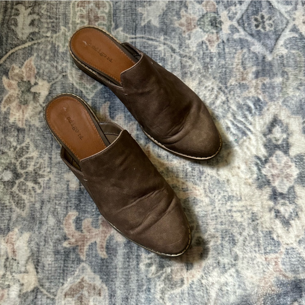 Indigo Rd Brown Pleather Mules